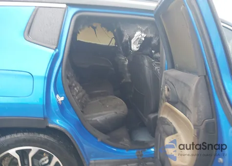 2023 Jeep Compass Limited 4X4 из США, поврежденный, VIN 3C4NJDCN0PT564908